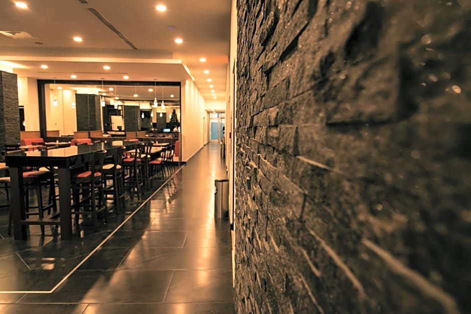 Lithio Hotel