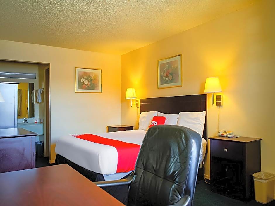 OYO Hotel Duncan, OK Hwy 81 Near Chisholm Casino