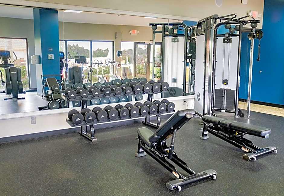 Hilton Palm Beach Airport