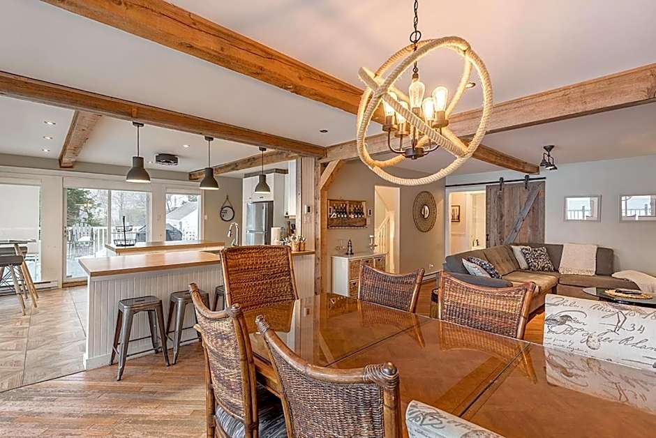 Breathtaking Lake View With Spa Chalet 360