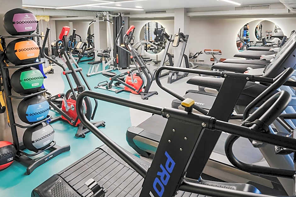 The Arkin Colony Hotel