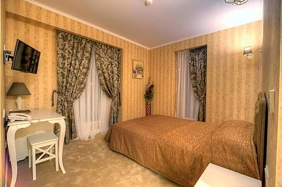 Family Hotel Agoncev