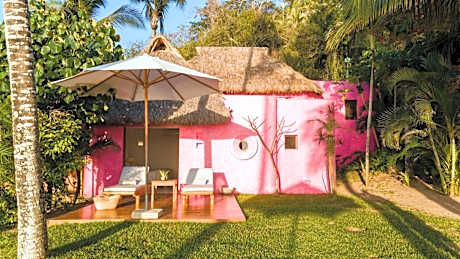 Bungalows & Casitas de las Flores in Careyes