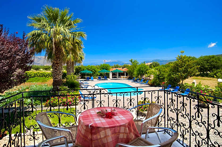 Nikos Studios and Apartments