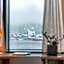 Clarion Hotel The Edge