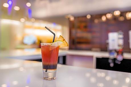 1 King Bed Executive Non-Smoking