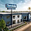 Travelodge by Wyndham LAX South