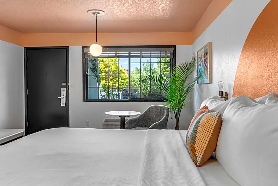 The Sandman Santa Rosa Sonoma, an Ascend Collection Hotel