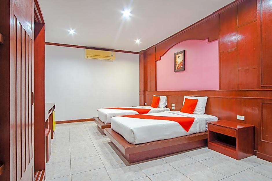 Art Mansion Patong Hotel