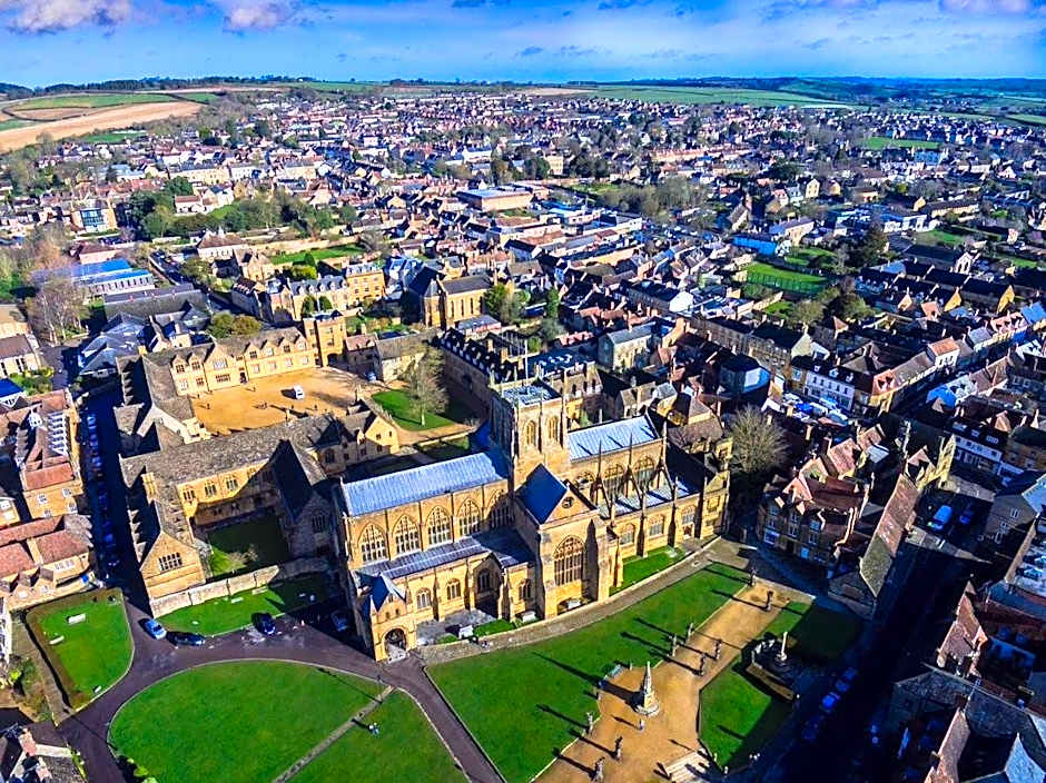 The Plume of Feathers