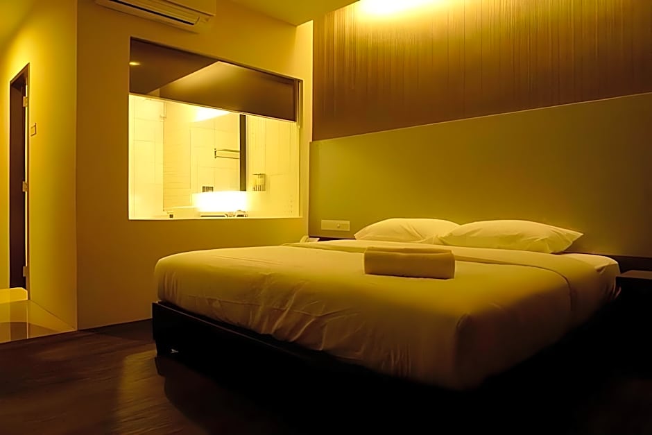 Hotel Austin Paradise