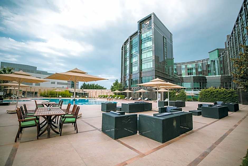 FLY INN BAKU