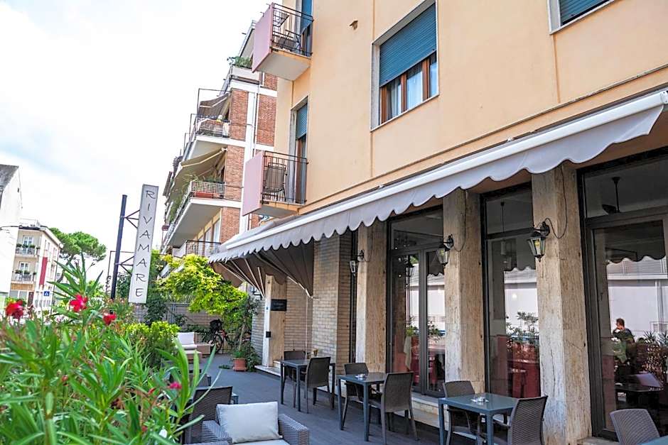 Hotel Rivamare