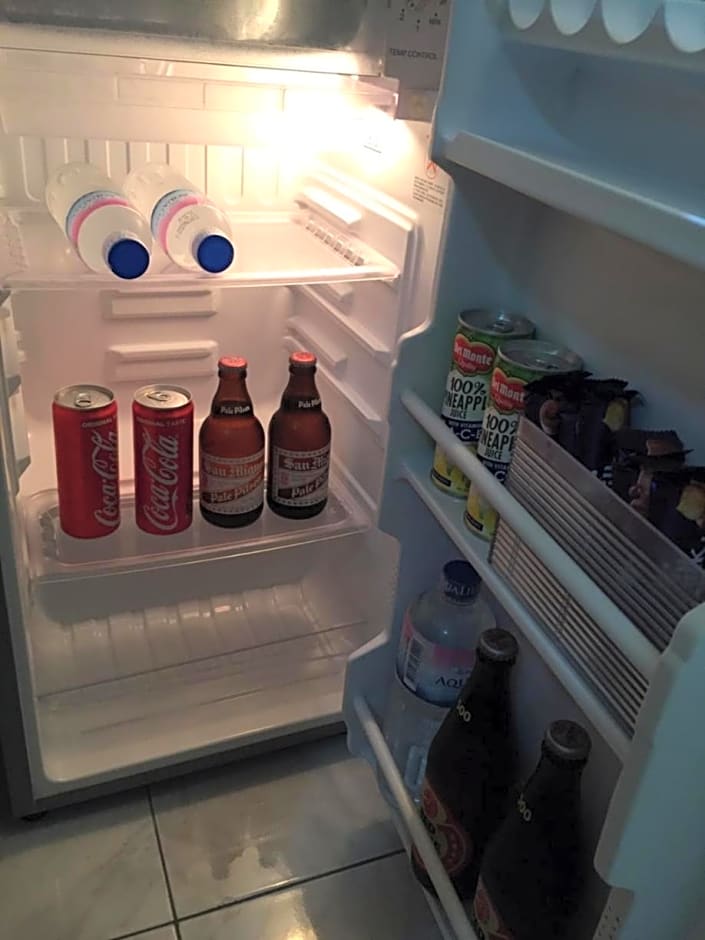 Las Pinas Serviced Apartment