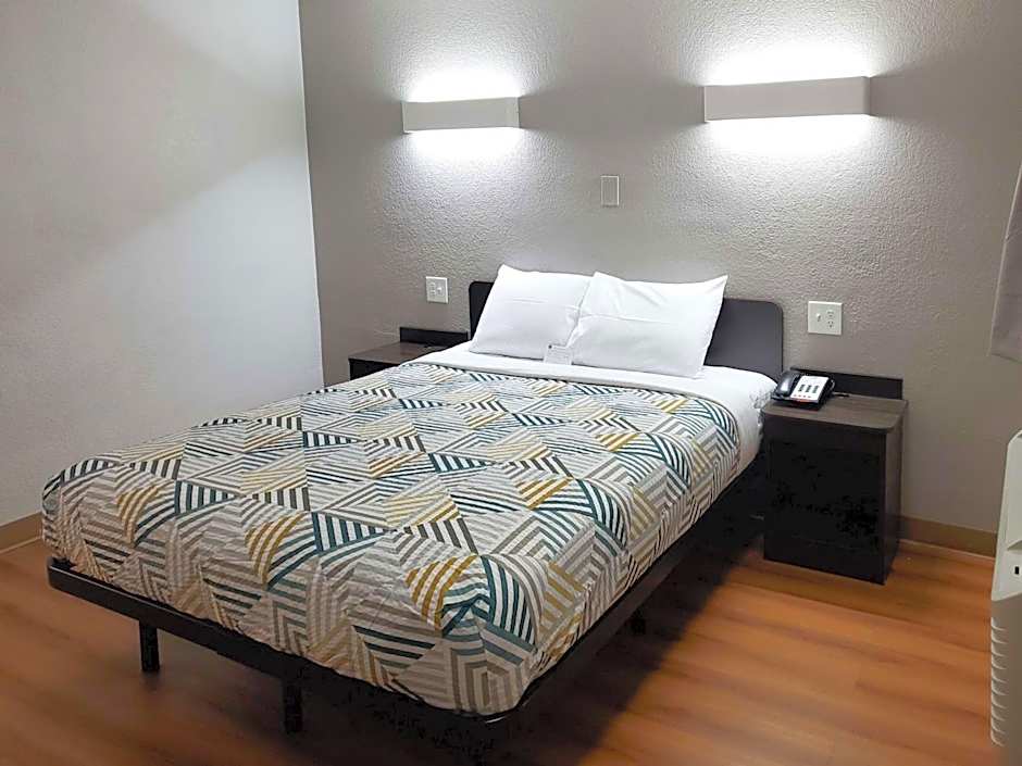 Motel 6-Bellmead, TX - Waco