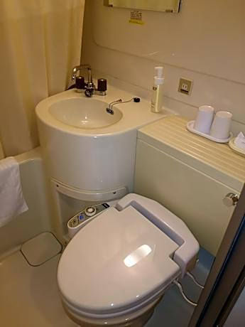 Single Room - Non-Smoking