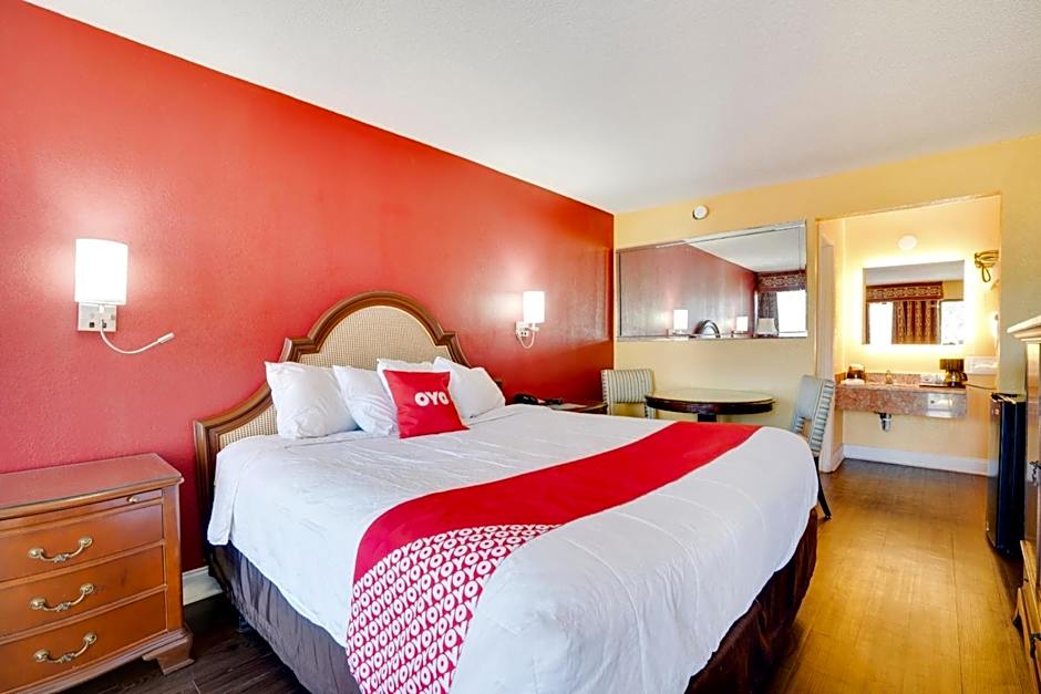 OYO Hotel Wade/Fayetteville I-95 South