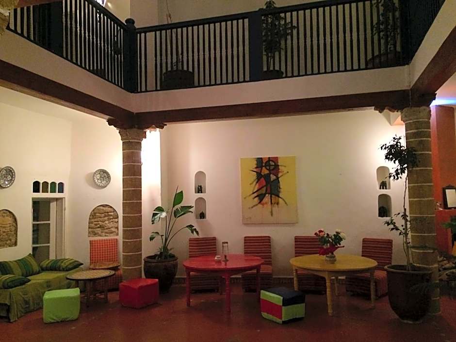 Riad Haizea Mogador