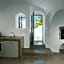 AQUA SERENITY LUXURY SUITES SANTORINI