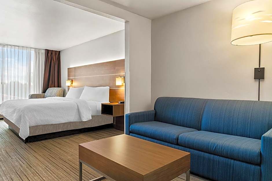 Holiday Inn Express Hotel & Suites Marion By IHG