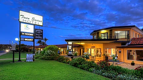 Twin Swans Motel