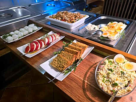 Double Room with Shared Bathroom