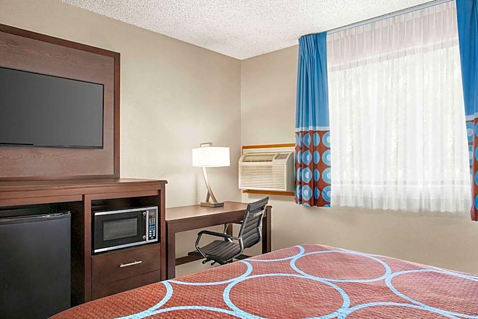 Super 8 by Wyndham Lenexa Overland Park Area