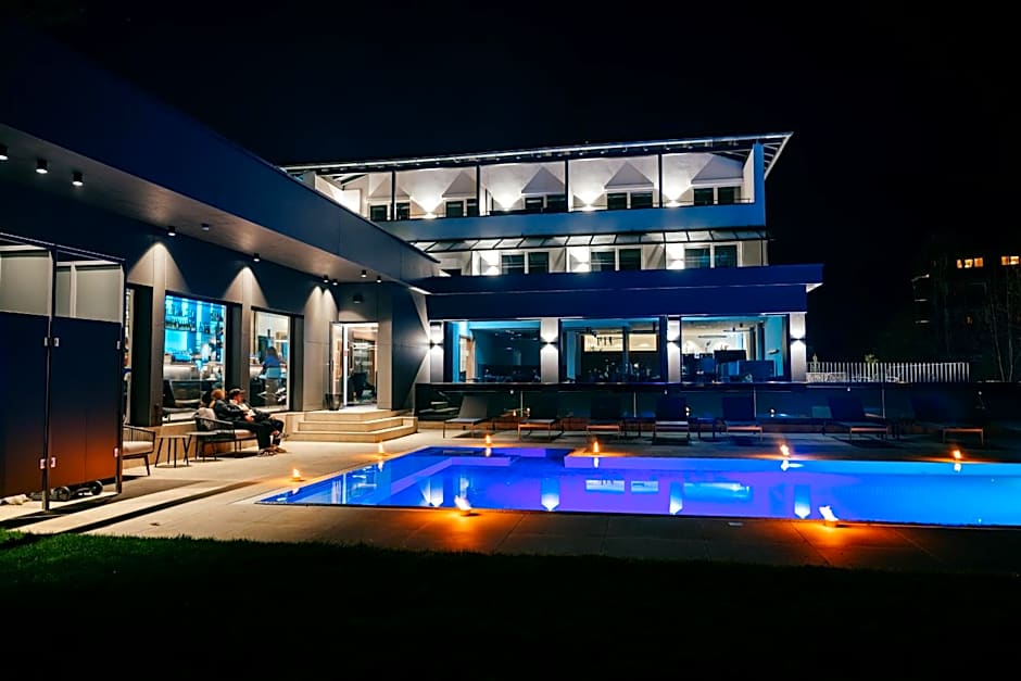 Aqua Blu Hotel