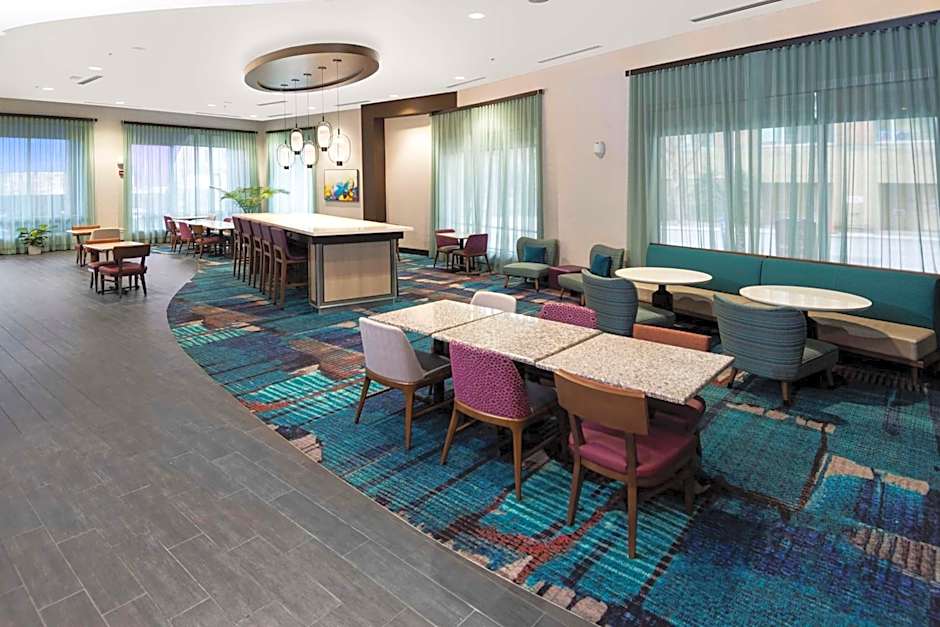 Hampton Inn By Hilton & Suites - Raleigh Downtown