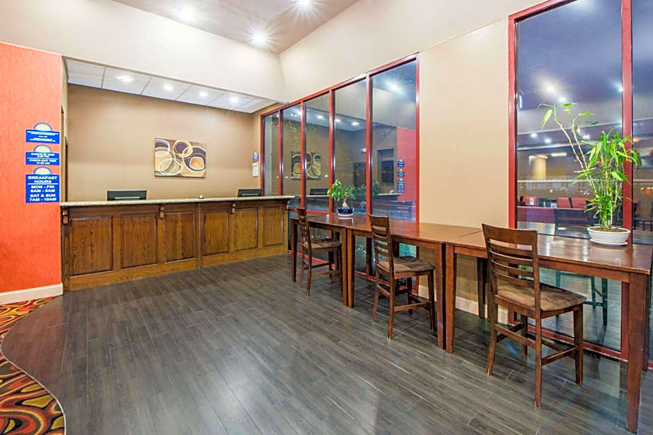 Days Inn by Wyndham Joplin