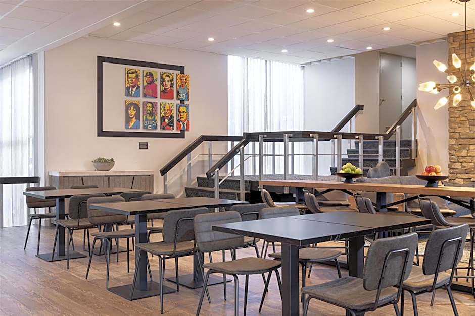 The Midtown Hotel MOD Collection by Sonesta