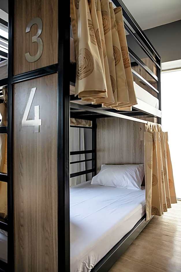SLEEP TO FLY HOTEL & HOSTEL suvarnabhumi airport