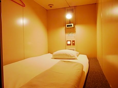 Capsule Hotel Block Room