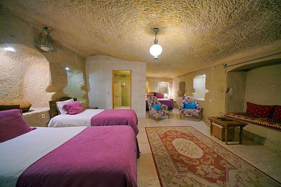 Salkım Cave House