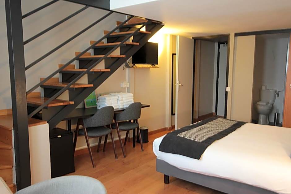 Hôtel Des Arts, Artisanal et Indépendant