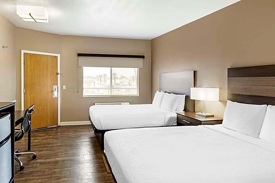 Best Western China Lake Inn