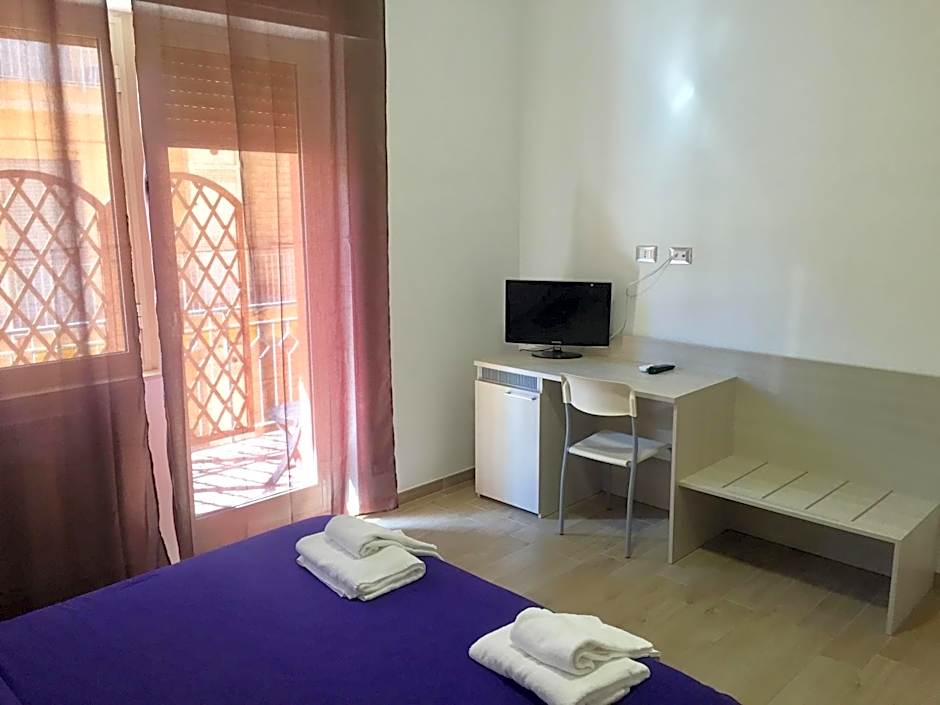 Il Viaggiatore Via Rimini Serapo