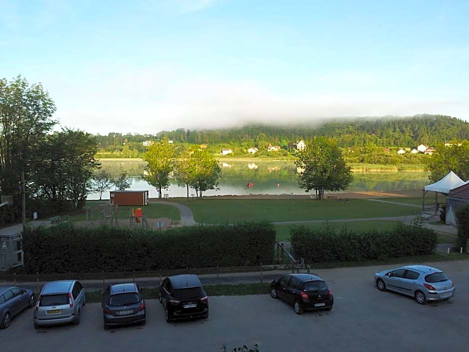 Hotel Restaurant La Chaumiere du Lac