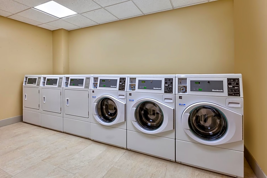 TownePlace Suites by Marriott Grand Rapids Airport Southeast