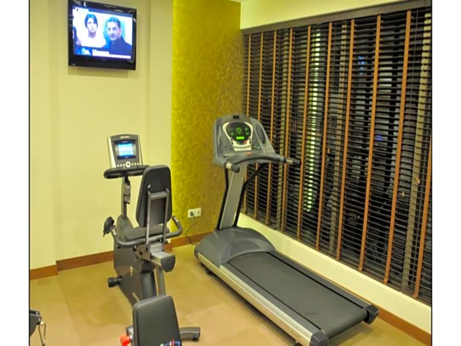 Adarsh Hamilton Hotel