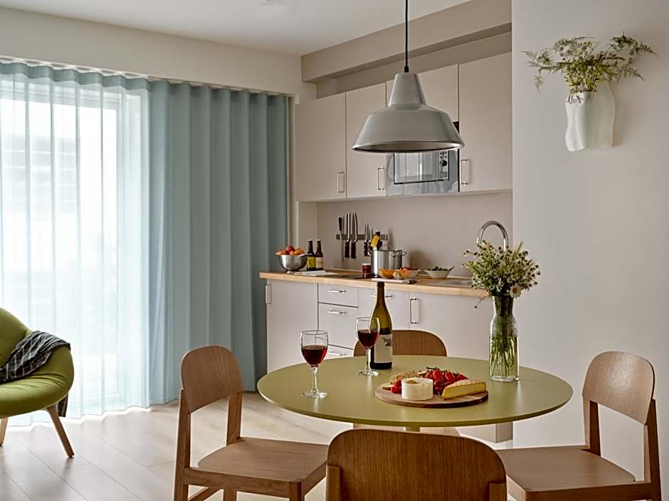 Flora Apartment Hotel