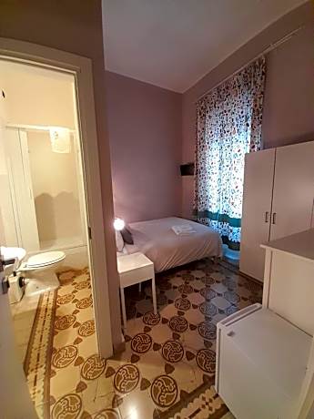 Economy Single Room