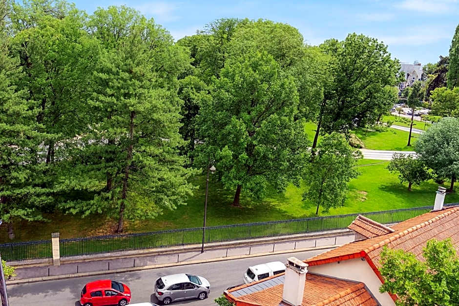 Hotel Du Parc Montsouris