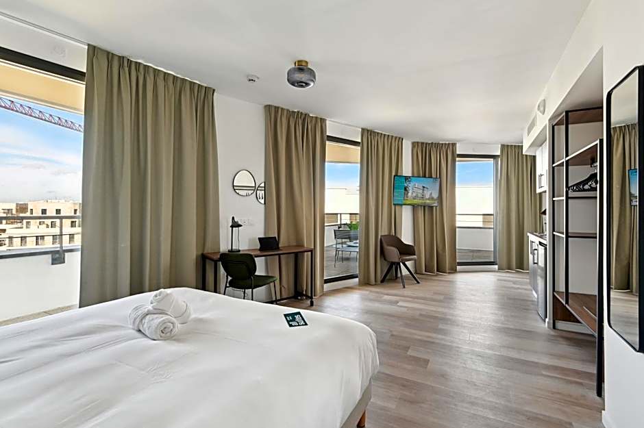 All Suites Paris Ouest Colombes