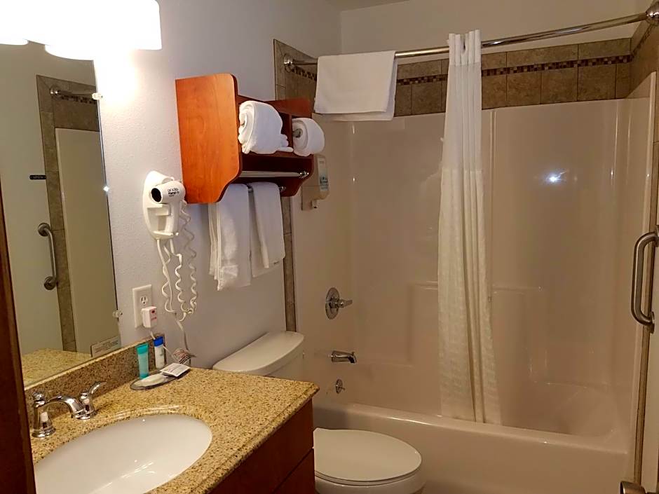 Black Hawk Motel & Suites