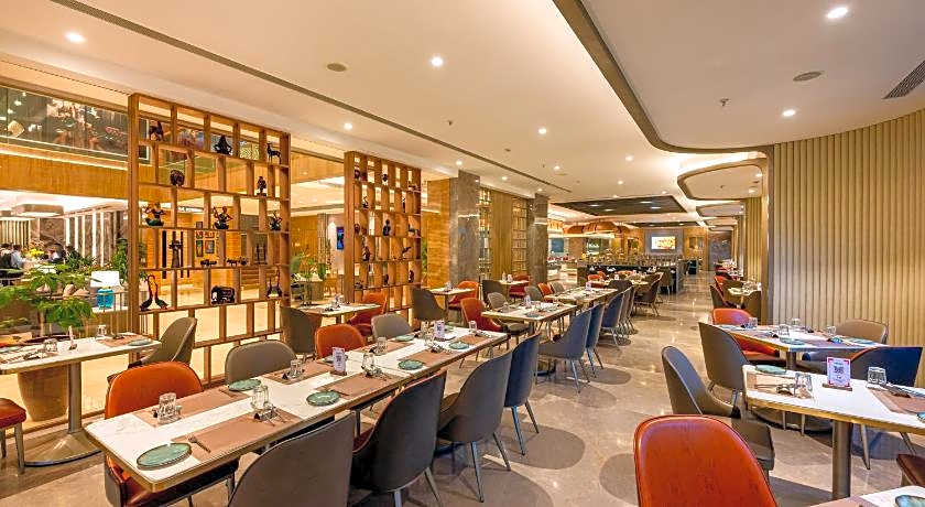 Express Inn The Business Luxury Hotel