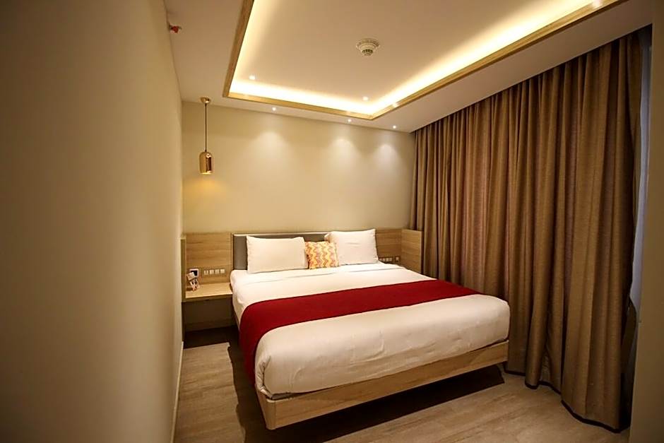 Hotel Jagadish International, Sankey Road