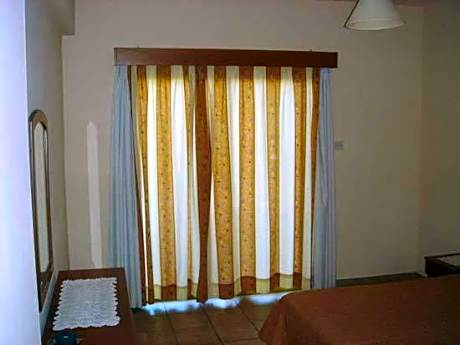 Studio with Garden View