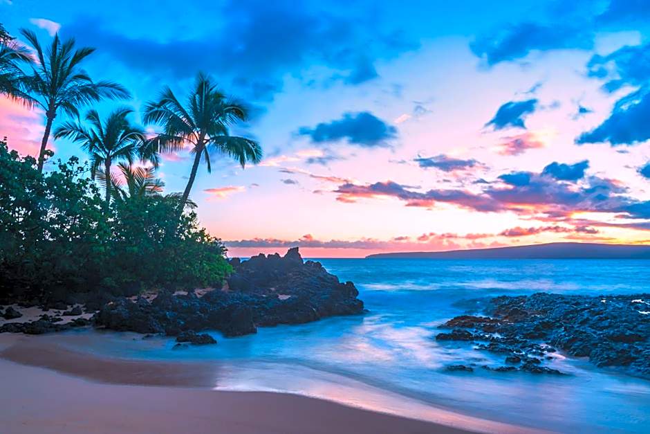 Renovated 2BR at Maui Banyan - Pool, Hot Tub, A/C