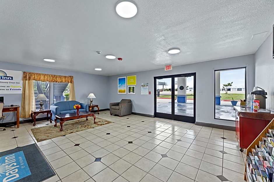 Days Inn by Wyndham McKinney